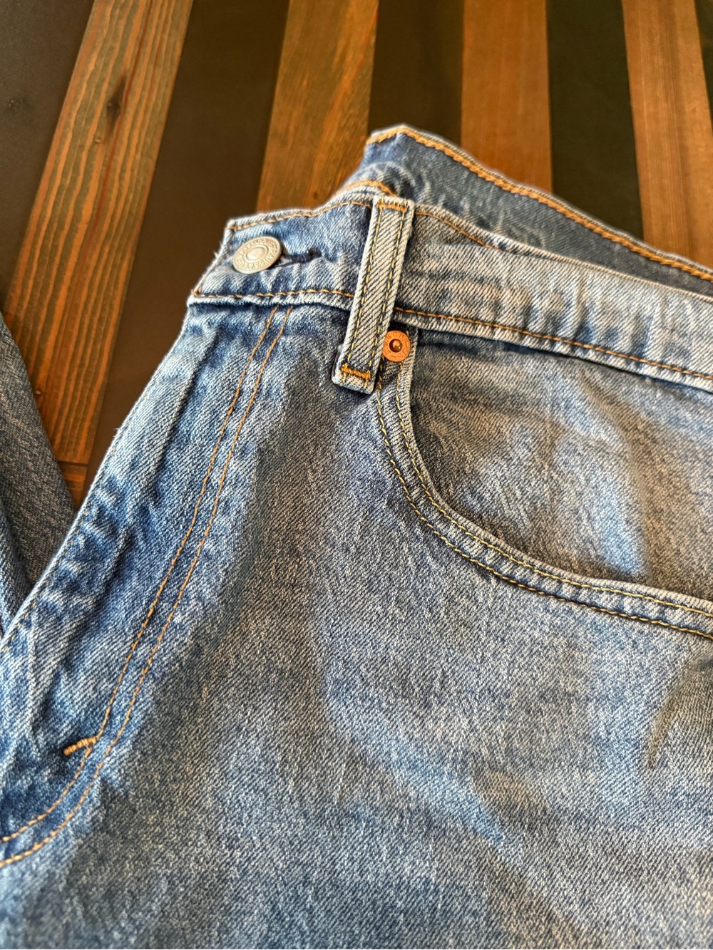 Men’s Levi’s 505 Jeans - Picture 3 of 9